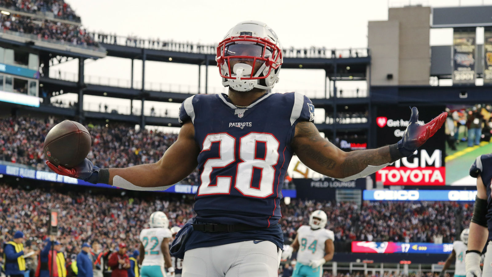 Ravens & 49ers Super Bowl Favorites As NFL Playoffs Begin