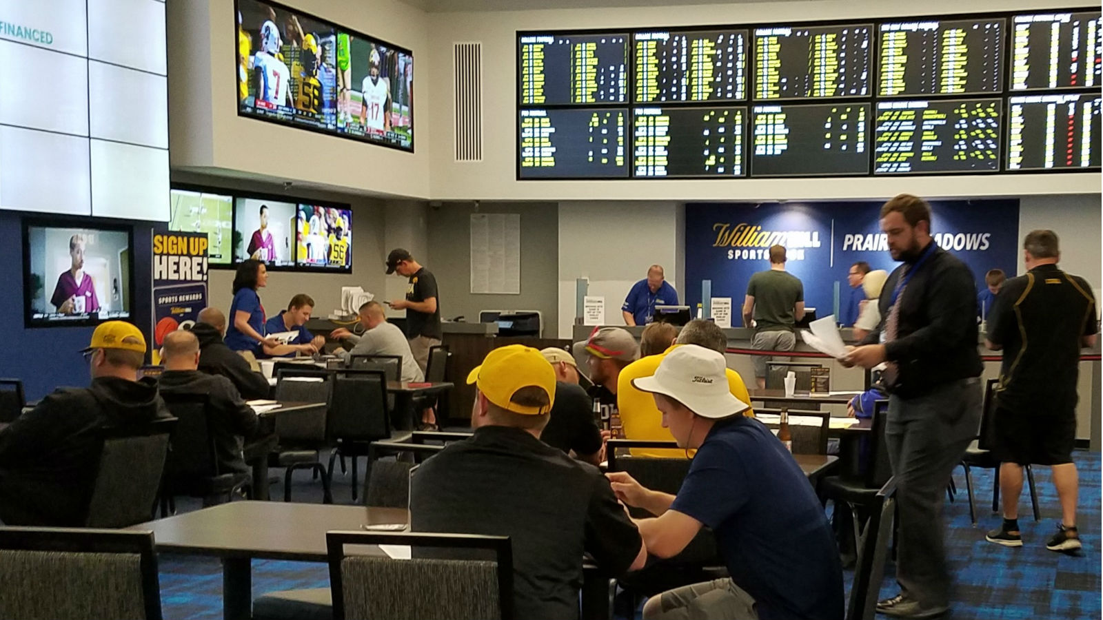 Iowa-Iowa State Captivates Bettors as Mobile Gains Steam