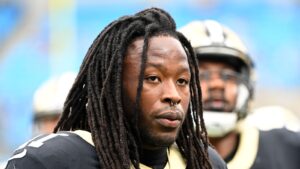 Alvin Kamara Trade Odds: Chiefs, Bears To Make Late Move?