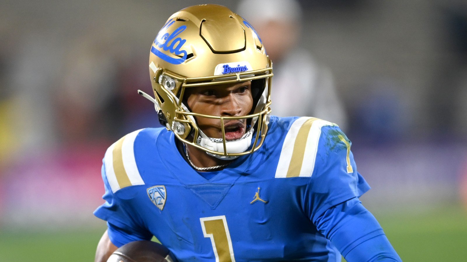 College Football DFS Week 1 Saturday Picks For FanDuel & DraftKings