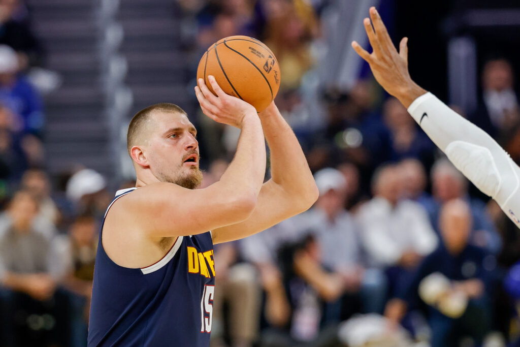 Denver Nuggets center Nikola Jokic (15).