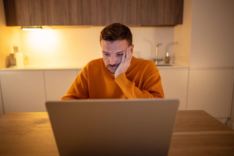 10 Emotional Gambling Triggers You Should Know