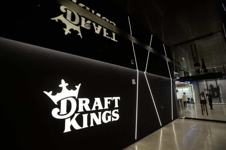 DraftKings Q1 Earnings: Company Reports 17% Revenue Increase, Maintains 2026 Guidance